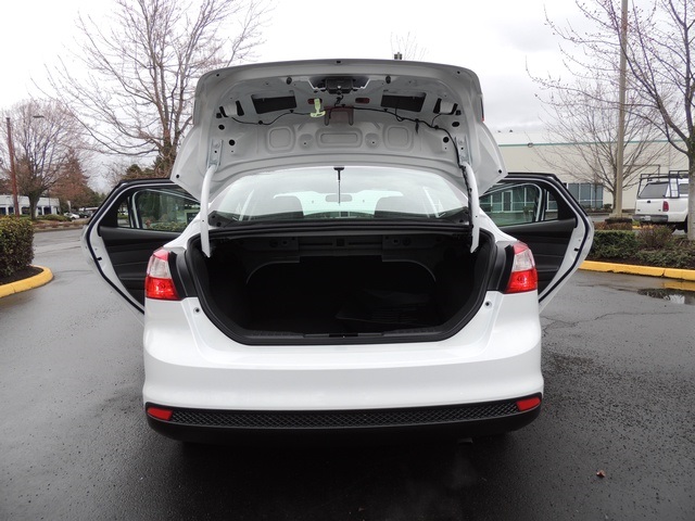 2012 Ford Focus SE 15,645Miles under Warranty civic mazda   - Photo 28 - Portland, OR 97217