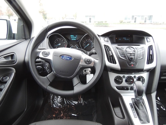 2012 Ford Focus SE 15,645Miles under Warranty civic mazda   - Photo 21 - Portland, OR 97217