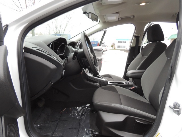 2012 Ford Focus SE 15,645Miles under Warranty civic mazda   - Photo 14 - Portland, OR 97217