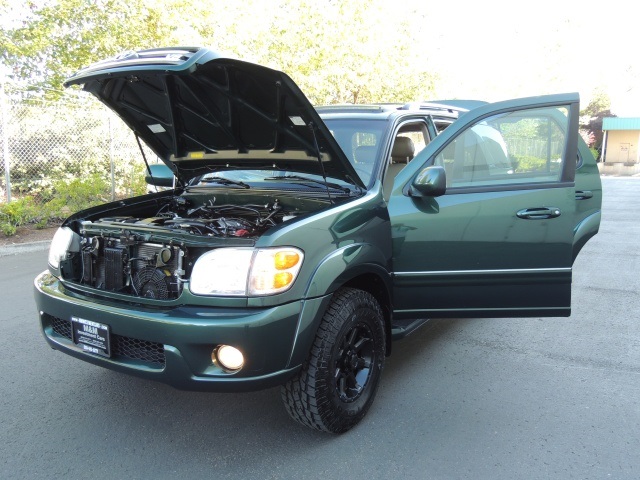 2002 Toyota Sequoia Limited   - Photo 9 - Portland, OR 97217