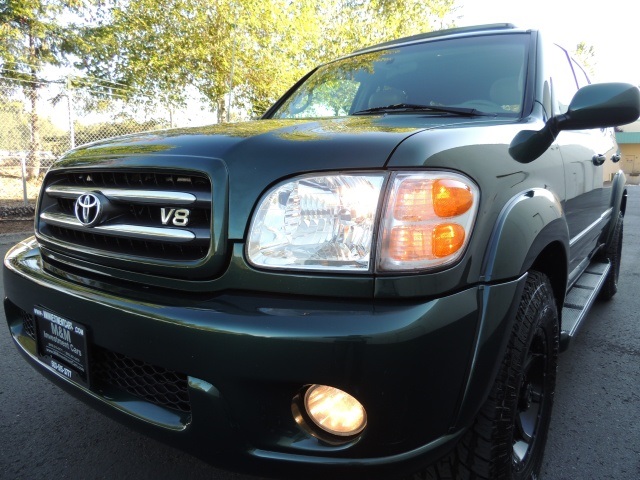 2002 Toyota Sequoia Limited   - Photo 35 - Portland, OR 97217