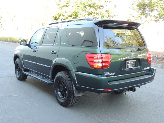 2002 Toyota Sequoia Limited   - Photo 7 - Portland, OR 97217