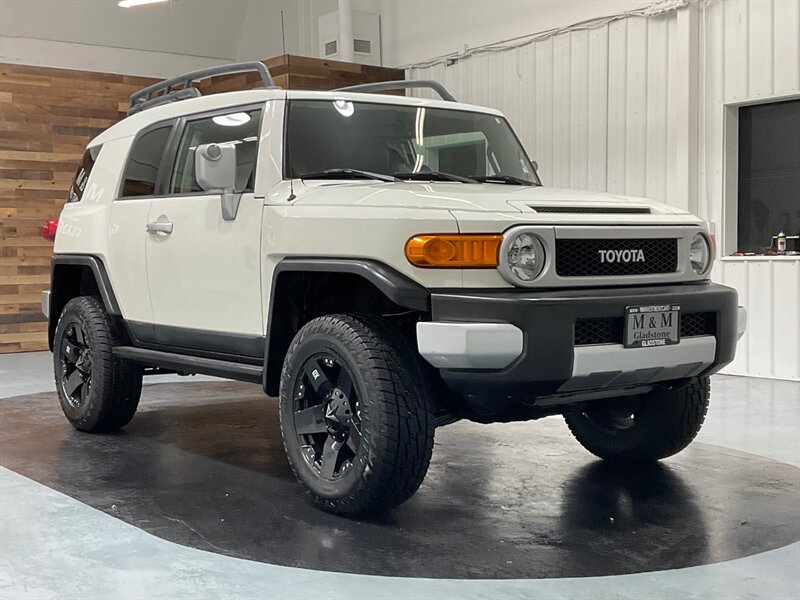 2010 Toyota FJ Cruiser Sport Utility 4X4 / 4.0L V6 / LOCAL / Excel Cond   - Photo 48 - Gladstone, OR 97027