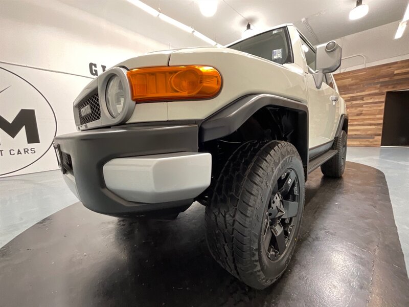 2010 Toyota FJ Cruiser Sport Utility 4X4 / 4.0L V6 / LOCAL / Excel Cond   - Photo 46 - Gladstone, OR 97027