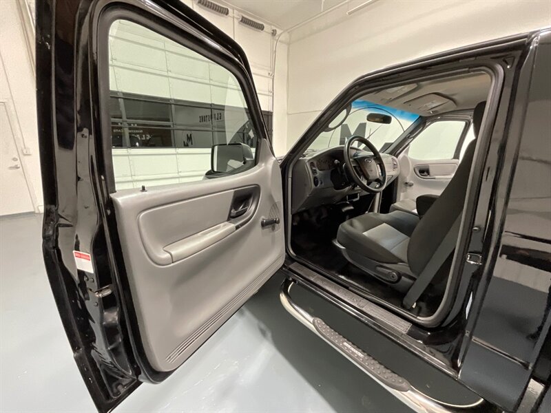 2007 Ford Ranger XLT Regular Cab 4X4 / 4.0L V6 /5-SPEED /67K MILES  / 1-OWNER / ZERO RUST / BRAND NEW TIRES - Photo 31 - Gladstone, OR 97027