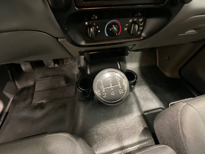 2007 Ford Ranger XLT Regular Cab 4X4 / 4.0L V6 /5-SPEED /67K MILES  / 1-OWNER / ZERO RUST / BRAND NEW TIRES - Photo 18 - Gladstone, OR 97027