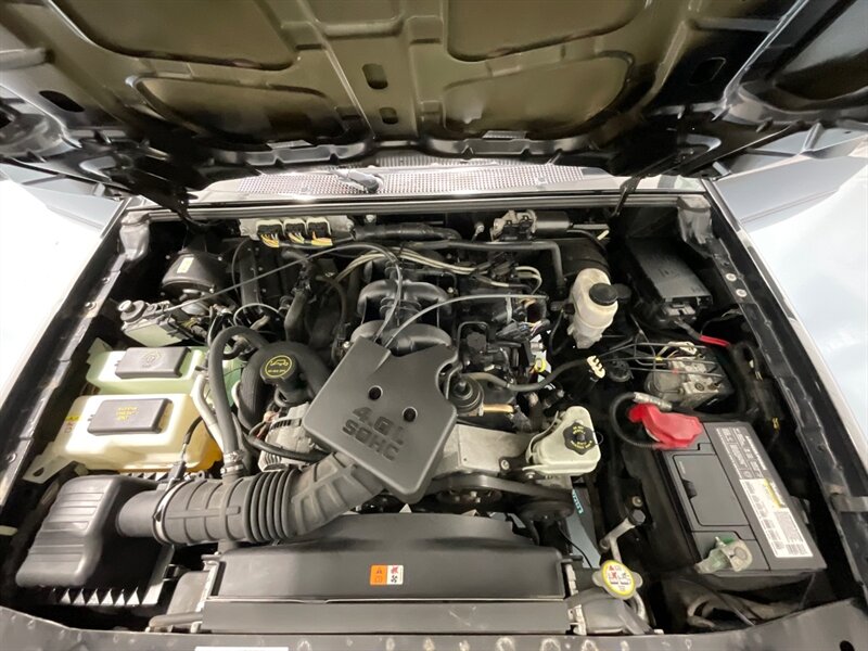 2007 Ford Ranger XLT Regular Cab 4X4 / 4.0L V6 /5-SPEED /67K MILES  / 1-OWNER / ZERO RUST / BRAND NEW TIRES - Photo 39 - Gladstone, OR 97027