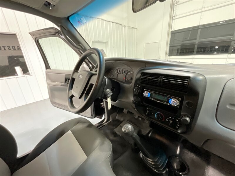 2007 Ford Ranger XLT Regular Cab 4X4 / 4.0L V6 /5-SPEED /67K MILES  / 1-OWNER / ZERO RUST / BRAND NEW TIRES - Photo 34 - Gladstone, OR 97027
