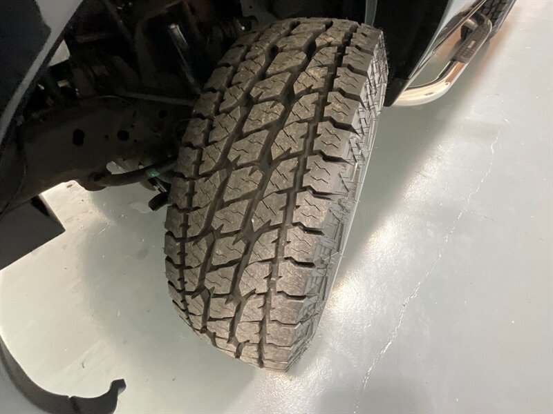 2007 Ford Ranger XLT Regular Cab 4X4 / 4.0L V6 /5-SPEED /67K MILES  / 1-OWNER / ZERO RUST / BRAND NEW TIRES - Photo 22 - Gladstone, OR 97027