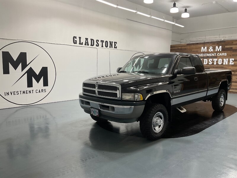 1997 Dodge Ram 2500 4X4 / 5.9L DIESEL / 12-VALVE / 5-SPEED / 105K MILE  /SLT LARAMIE / 1-OWNER - Photo 5 - Gladstone, OR 97027