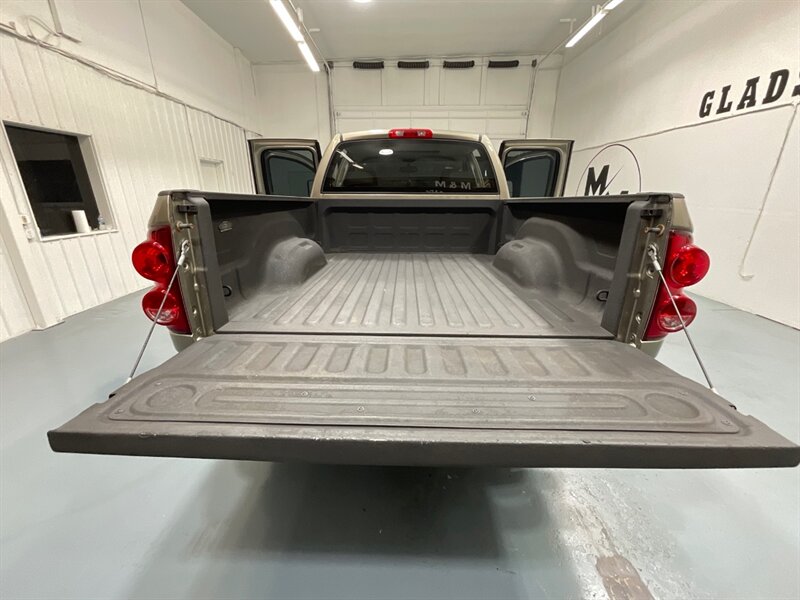 2008 Dodge Ram 2500 Laramie 4X4 6.7L CUMMINS DIESEL / 50k MILES / Leather Heated Seats / Sunroof / NEW TIRES / ZERO RUST - Photo 10 - Gladstone, OR 97027