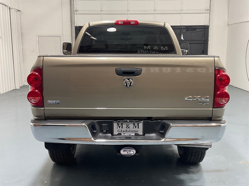 2008 Dodge Ram 2500 Laramie 4X4 6.7L CUMMINS DIESEL / 50k MILES / Leather Heated Seats / Sunroof / NEW TIRES / ZERO RUST - Photo 6 - Gladstone, OR 97027