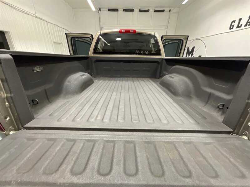 2008 Dodge Ram 2500 Laramie 4X4 6.7L CUMMINS DIESEL / 50k MILES / Leather Heated Seats / Sunroof / NEW TIRES / ZERO RUST - Photo 11 - Gladstone, OR 97027