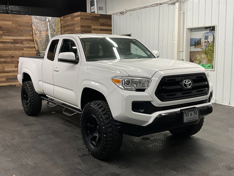 2016 Toyota Tacoma Access Cab  4X4 / 5-SPEED /NEW LIFT / 33,000 MILE  NEW 33 " MUD TIRES & 17 " BLACK WHEELS / - Photo 2 - Gladstone, OR 97027