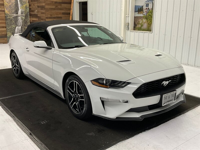 2019 Ford Mustang EcoBoost Premium Convertible / 2.3L 4Cyl EcoBoost  / Leather w. Heated & Cooled Seats / Backup Camera / 10-Speed Automatic / ONLY 25,000 MILES - Photo 2 - Gladstone, OR 97027