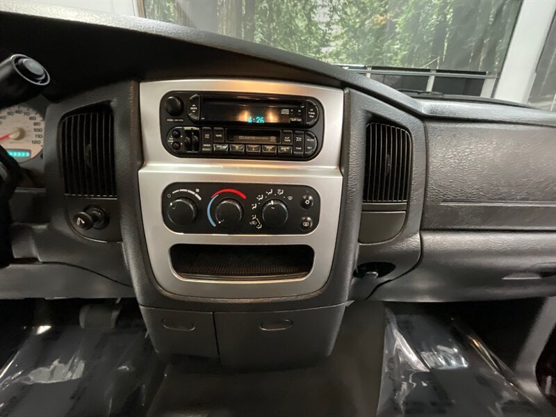 2004 Dodge Ram 2500 Laramie 4X4 / 5.9L DIESEL / 1-OWNER / 78,000 MILES  / LOCAL OREGON TRUCK / RUST FREE / LONG BED / Leather Seats / BF GOODRICH TIRES / Extra Fuel Tank & Headache Rack - Photo 19 - Gladstone, OR 97027