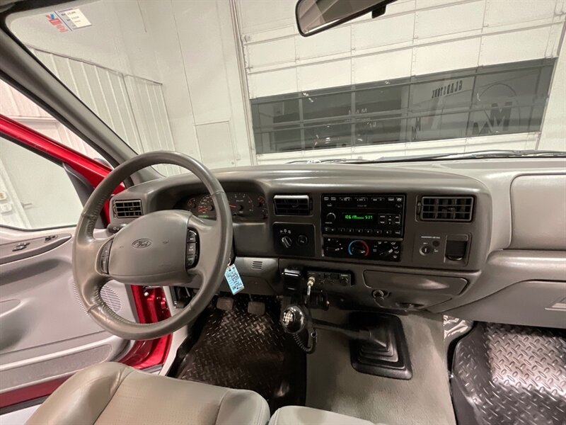 2002 Ford F-350 Super Duty Lariat 4X4 / 7.3L DIESEL/6-SPEED MANUAL  / 1-OWNER / Leather Seats / Long bed / ZERO RUST - Photo 42 - Gladstone, OR 97027