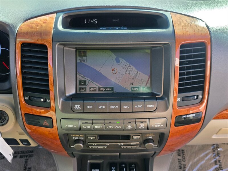 2006 Lexus GX 470 4X4 / V8 4.7L / 8-Passenger / New Timing Belt / Brand New Wheels / Brand New Tires / Fully Loaded / Zero Rust - Photo 20 - Portland, OR 97217