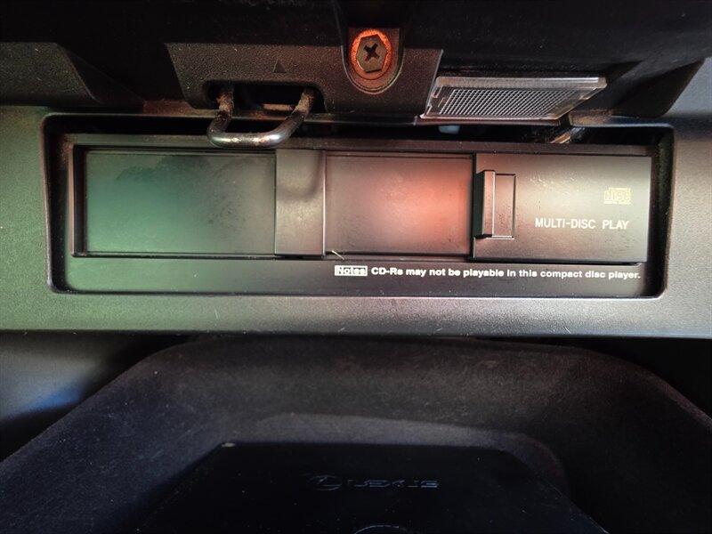 2006 Lexus GX 470 4X4 / V8 4.7L / 8-Passenger / New Timing Belt / Brand New Wheels / Brand New Tires / Fully Loaded / Zero Rust - Photo 49 - Portland, OR 97217