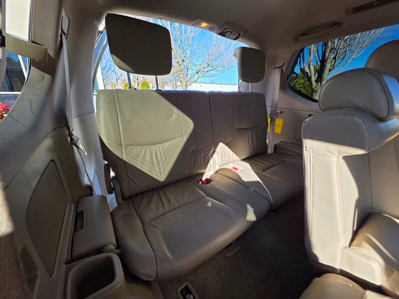 2006 Lexus GX 470 4X4 / V8 4.7L / 8-Passenger / New Timing Belt / Brand New Wheels / Brand New Tires / Fully Loaded / Zero Rust - Photo 56 - Portland, OR 97217