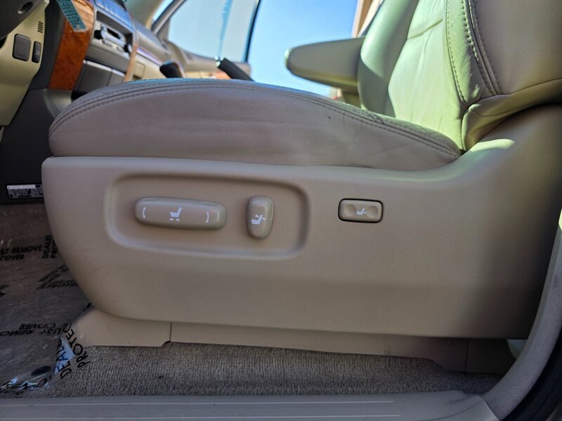 2006 Lexus GX 470 4X4 / V8 4.7L / 8-Passenger / New Timing Belt / Brand New Wheels / Brand New Tires / Fully Loaded / Zero Rust - Photo 51 - Portland, OR 97217