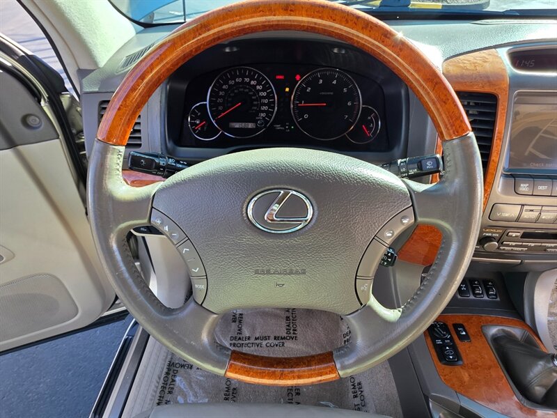 2006 Lexus GX 470 4X4 / V8 4.7L / 8-Passenger / New Timing Belt / Brand New Wheels / Brand New Tires / Fully Loaded / Zero Rust - Photo 34 - Portland, OR 97217