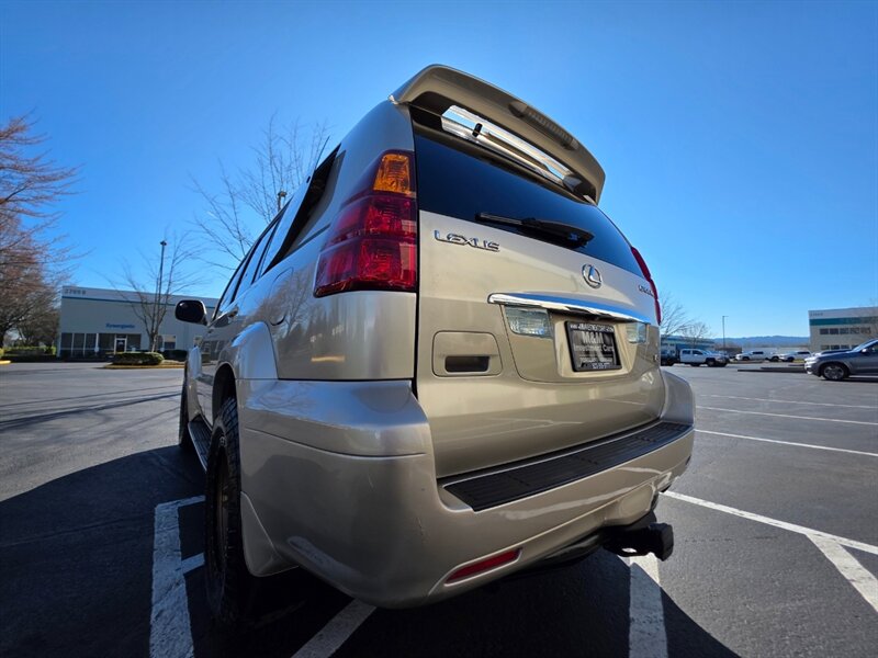 2006 Lexus GX 470 4X4 / V8 4.7L / 8-Passenger / New Timing Belt / Brand New Wheels / Brand New Tires / Fully Loaded / Zero Rust - Photo 11 - Portland, OR 97217