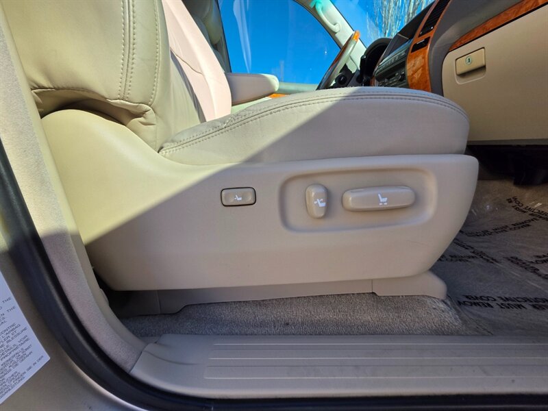 2006 Lexus GX 470 4X4 / V8 4.7L / 8-Passenger / New Timing Belt / Brand New Wheels / Brand New Tires / Fully Loaded / Zero Rust - Photo 52 - Portland, OR 97217