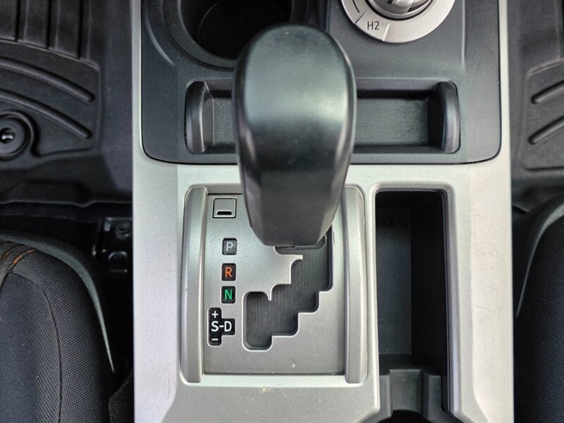 2013 Toyota 4Runner 4X4 V6 SUNROOF BACK-UP CAM TRD's GOOD-YEARS LIFTED PARK SENSORS - Photo 48 - Portland, OR 97217