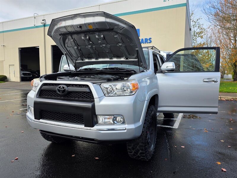 2013 Toyota 4Runner 4X4 V6 SUNROOF BACK-UP CAM TRD's GOOD-YEARS LIFTED PARK SENSORS - Photo 26 - Portland, OR 97217
