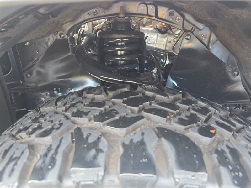 2013 Toyota 4Runner 4X4 V6 SUNROOF BACK-UP CAM TRD's GOOD-YEARS LIFTED PARK SENSORS - Photo 40 - Portland, OR 97217
