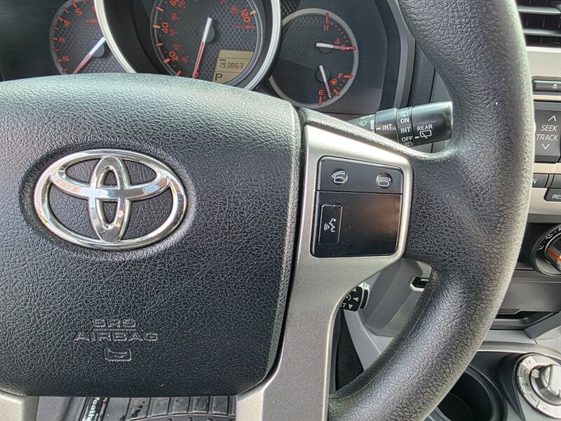 2013 Toyota 4Runner 4X4 V6 SUNROOF BACK-UP CAM TRD's GOOD-YEARS LIFTED PARK SENSORS - Photo 32 - Portland, OR 97217