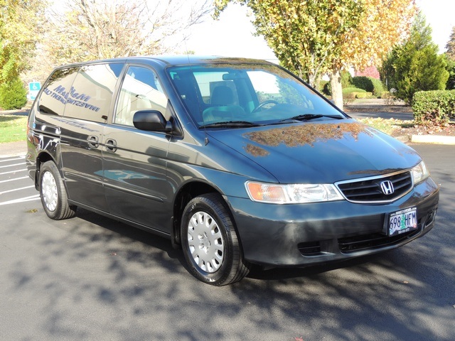 2003 Honda Odyssey LX / MiniVan / Only 90K Miles   - Photo 2 - Portland, OR 97217