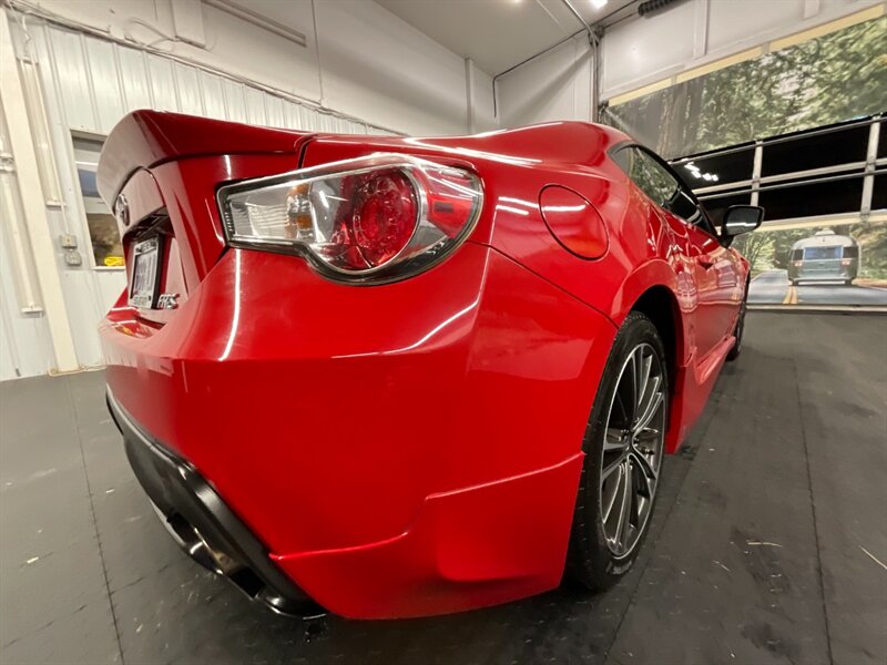 2013 Scion FR-S Coupe FRS / 6-SPEED MANUAL / LOCAL CAR / CLEAN   - Photo 11 - Gladstone, OR 97027