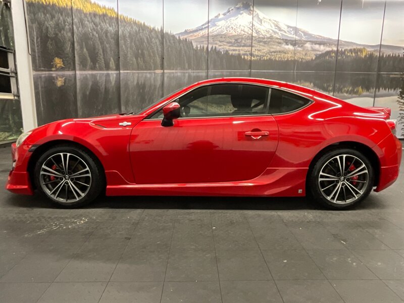 2013 Scion FR-S Coupe FRS / 6-SPEED MANUAL / LOCAL CAR / CLEAN   - Photo 3 - Gladstone, OR 97027