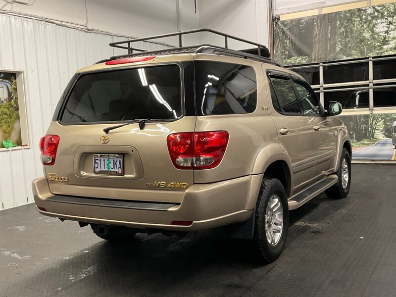 2006 Toyota Sequoia SR5 4x4 / 3rd Row Seat / Only 124,000 Mile  Local SUV / Rust Free / Roof Rack / Tow Hitch - Photo 9 - Gladstone, OR 97027