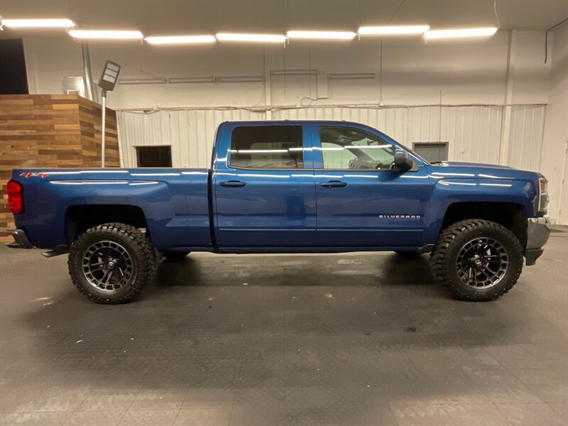 2018 Chevrolet Silverado 1500 LT 4X4 / 5.3L / 1-OWNER / NEW LIFTED / 12,000 MILE   - Photo 4 - Gladstone, OR 97027