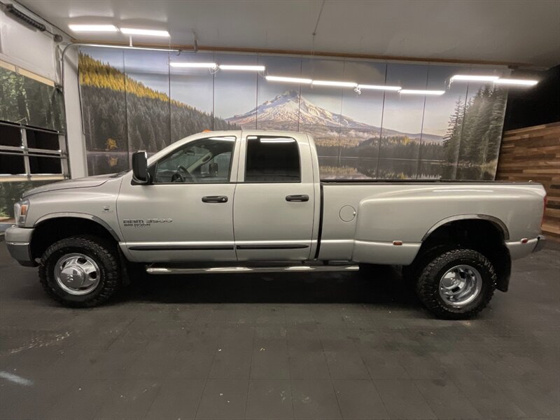 2006 Dodge Ram 3500 BIG HORN 4X4 / 5.9L DIESEL / DUALLY /118,000 MILES  5.9L CUMMINS DIESEL / LONG BED / DUALLY / SHARP & CLEAN !! - Photo 3 - Gladstone, OR 97027