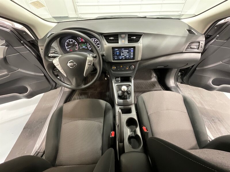 2019 Nissan Sentra S Sedan / 6-SPEED MANUAL / 1-OWNER / 71,000 MILES  / Backup Camera - Photo 18 - Gladstone, OR 97027