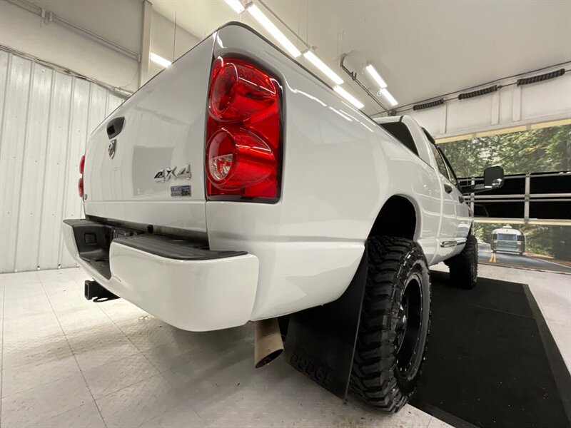 2009 Dodge Ram 3500 Laramie 4X4 / 6.7L DIESEL / 6-SPEED / 84,000 MILES  / LOCAL OREGON TRUCK / RUST FREE / LIFTED w. NEW WHEELS & TIRES / Leather Heated Seats / Navigation & Camera / SHARP & CLEAN !! - Photo 10 - Gladstone, OR 97027