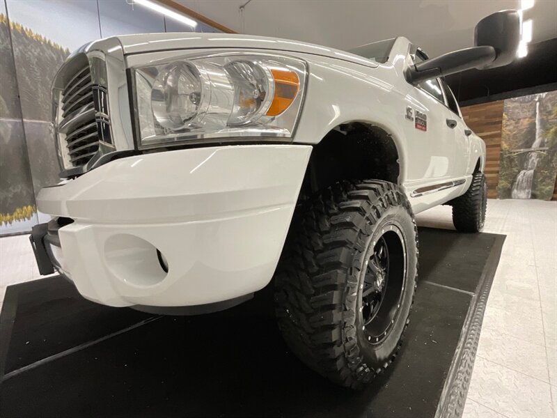 2009 Dodge Ram 3500 Laramie 4X4 / 6.7L DIESEL / 6-SPEED / 84,000 MILES  / LOCAL OREGON TRUCK / RUST FREE / LIFTED w. NEW WHEELS & TIRES / Leather Heated Seats / Navigation & Camera / SHARP & CLEAN !! - Photo 9 - Gladstone, OR 97027