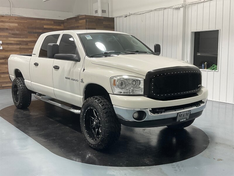 2006 Dodge Ram 2500 SLT MegaCab 5.9L DIESEL  /NO RUST - Photo 2 - Gladstone, OR 97027