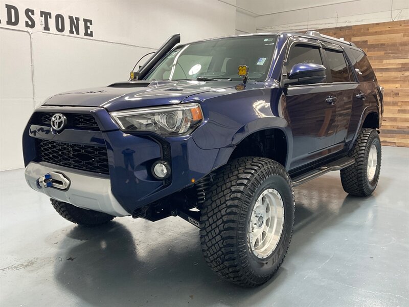 2018 Toyota 4Runner TRD Off-Road 4X4 / NEW TIRES / CUSTOM BUILD/LIFTED  / ZERO RUST / RADFLO SUSPENTION LIFT KIT / ADS SHOCKS - Photo 1 - Gladstone, OR 97027