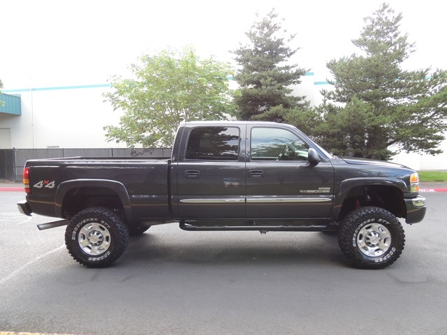 2005 GMC Sierra 2500 SLE/4X4/ Crew Cab/DURAMAX DIESEL/86k miles/LIFTED   - Photo 4 - Portland, OR 97217