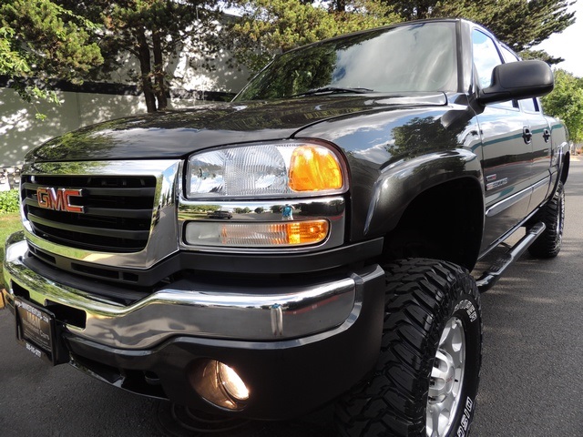 2005 GMC Sierra 2500 SLE/4X4/ Crew Cab/DURAMAX DIESEL/86k miles/LIFTED   - Photo 38 - Portland, OR 97217