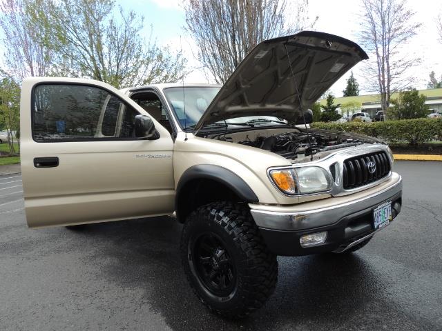 2003 Toyota Tacoma 2dr Xtracab V6 / SR5 / 4X4 / 5-SPEED MANUAL/LIFTED   - Photo 31 - Portland, OR 97217