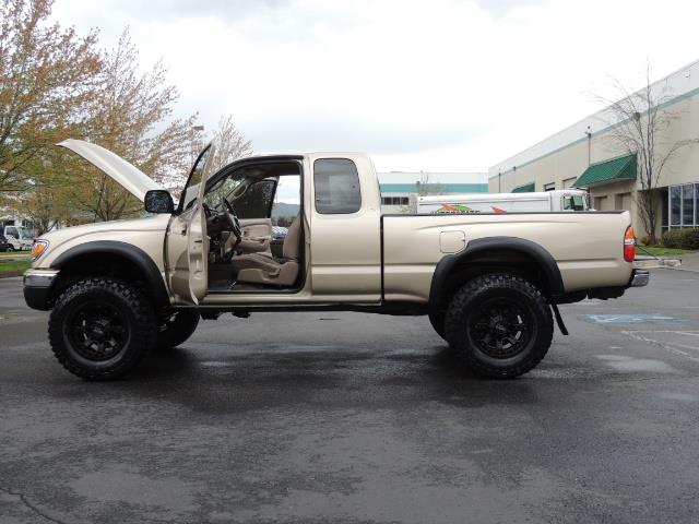 2003 Toyota Tacoma 2dr Xtracab V6 / SR5 / 4X4 / 5-SPEED MANUAL/LIFTED   - Photo 26 - Portland, OR 97217