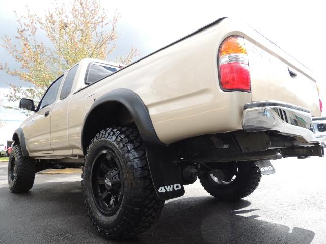 2003 Toyota Tacoma 2dr Xtracab V6 / SR5 / 4X4 / 5-SPEED MANUAL/LIFTED   - Photo 12 - Portland, OR 97217