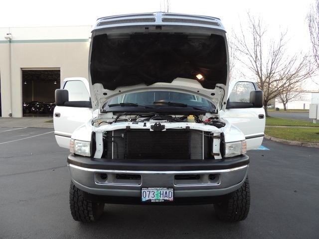 2001 Dodge Ram 2500 SLT Plus / 4X4 / Leather / V10 / 5-SPEED / LIFTED   - Photo 31 - Portland, OR 97217