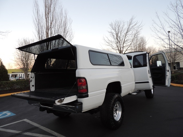 2001 Dodge Ram 2500 SLT Plus / 4X4 / Leather / V10 / 5-SPEED / LIFTED   - Photo 28 - Portland, OR 97217